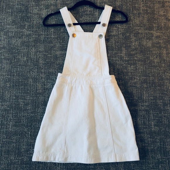 🆕Miss Selfridge Petite White Denim Pinafore Dress - Picture 3 of 7